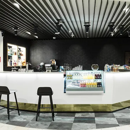 Quality Sveitsi Отель Хювинкяя