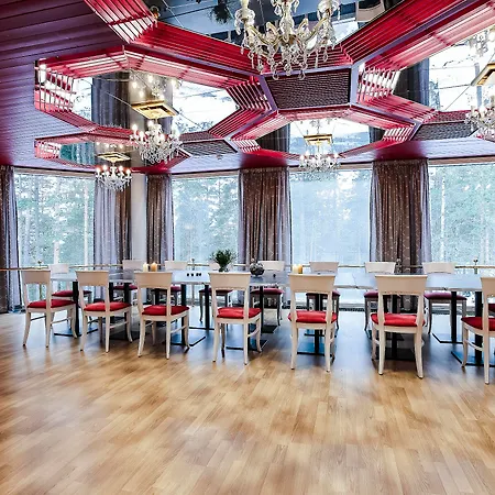 Quality Sveitsi Hotel 4*