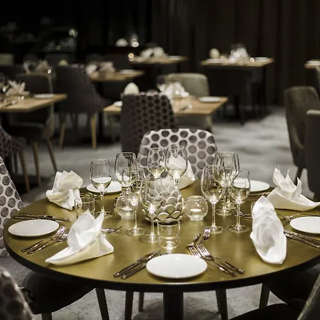 Quality Sveitsi Hotel 4*