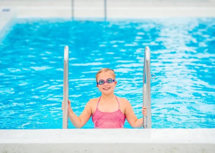 Quality Sveitsi Otel 4*