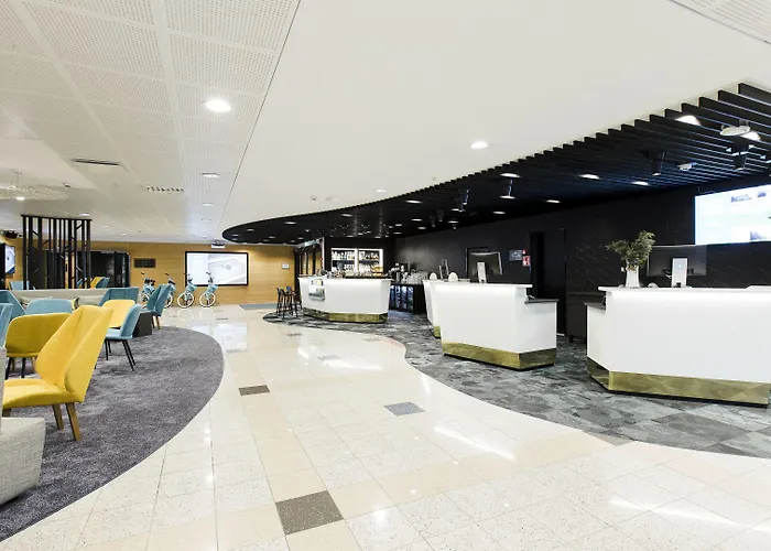 Quality Sveitsi Otel 4*